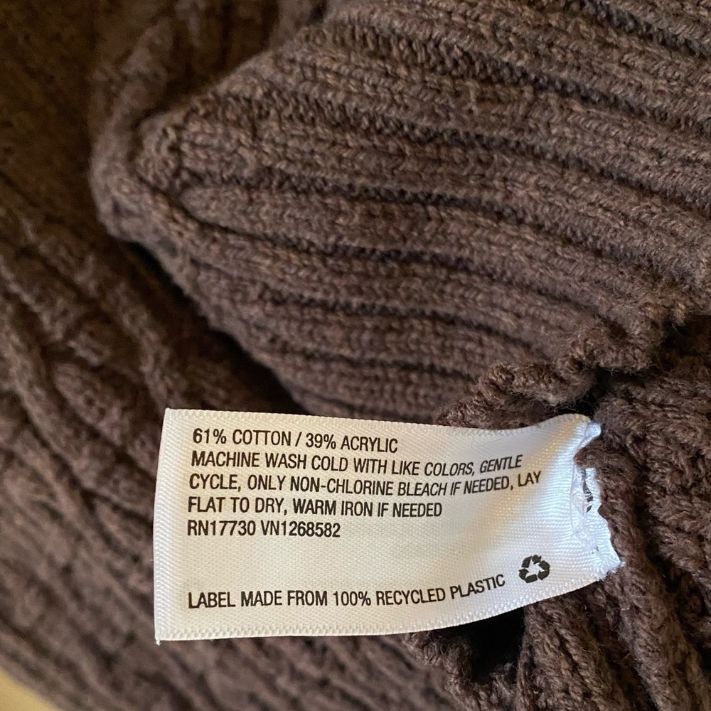 Universal Thread Hi-Lo Sweater - Picture 7 of 10